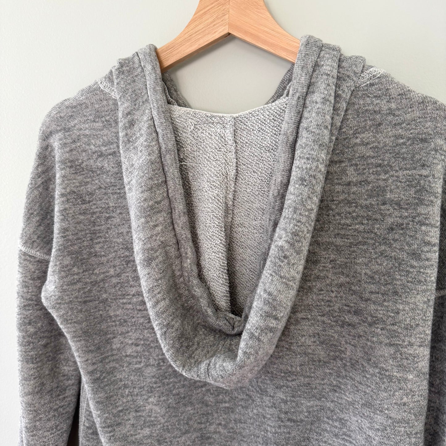 Aerie Grey Pullover Hoodie (M)