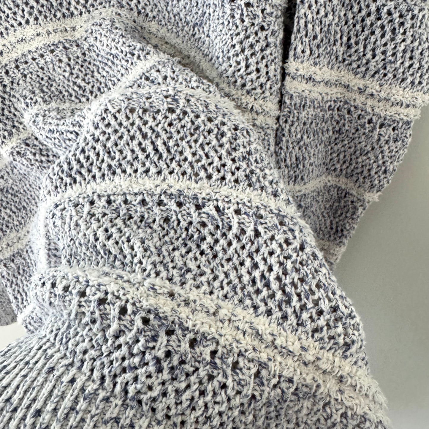 Lou & Grey Blue/White Textured Knit Sweater (XS)