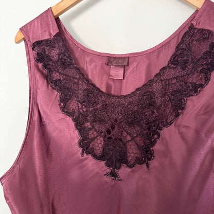 Cinema Etoile Lace Neck-Line Tank Top (3X)