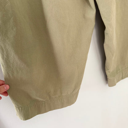 White Stag Green Capri Pants (L)