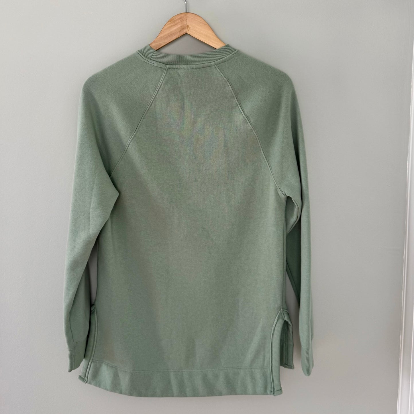 Universal Thread Green Crewneck Sweatshirt (S)
