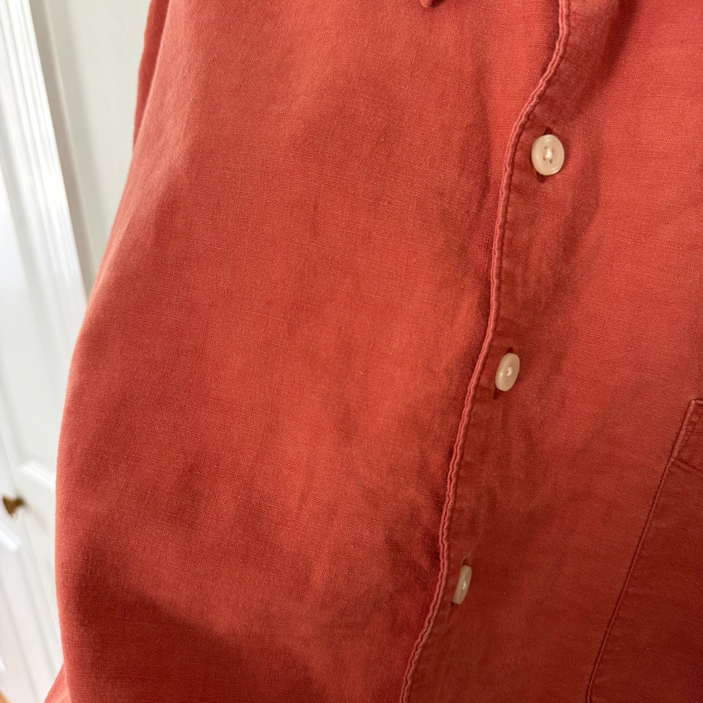 Old Navy Orange Short Sleeve Button Down Shirt (XL)