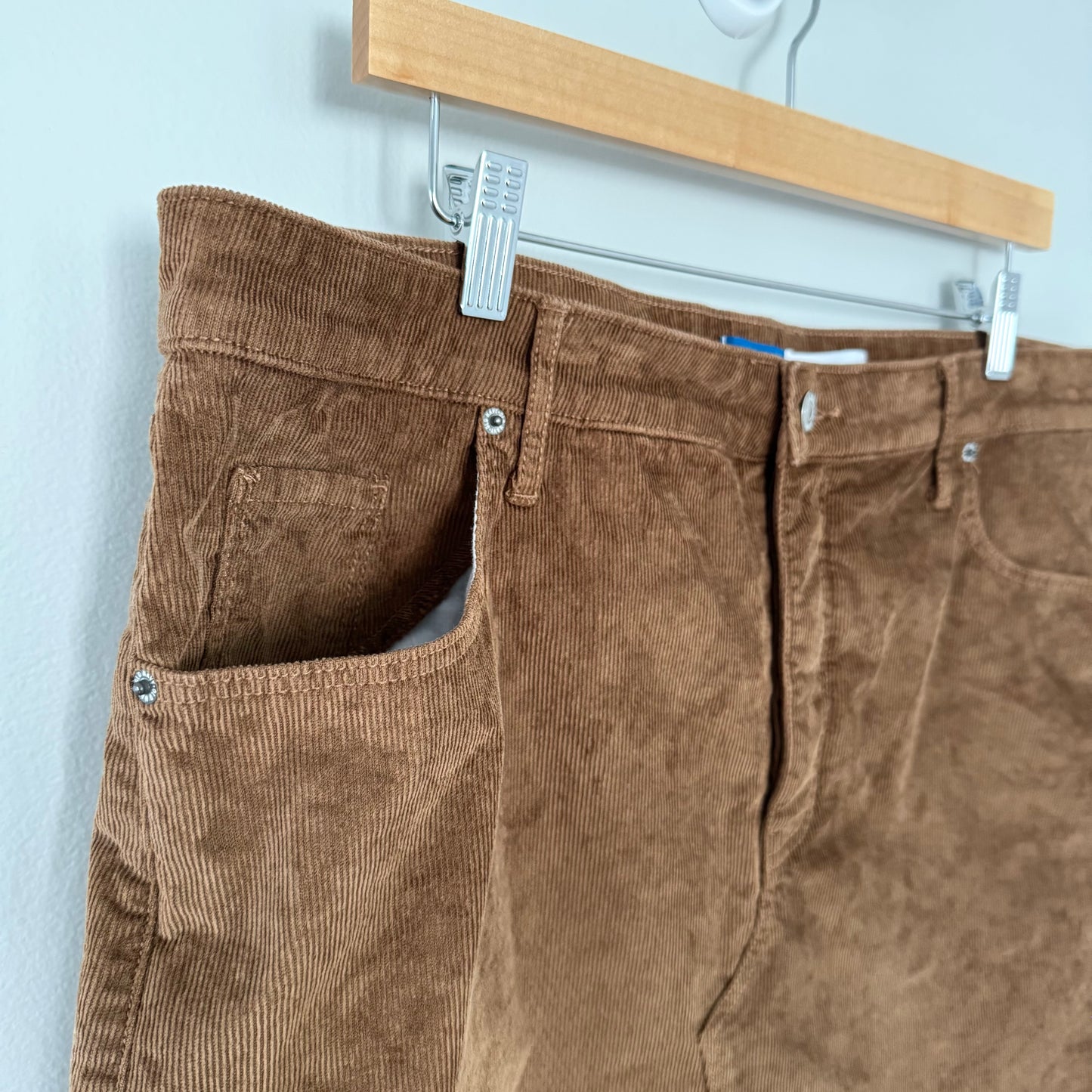 Old Navy High-Rise Brown Corduroy Skirt (16)