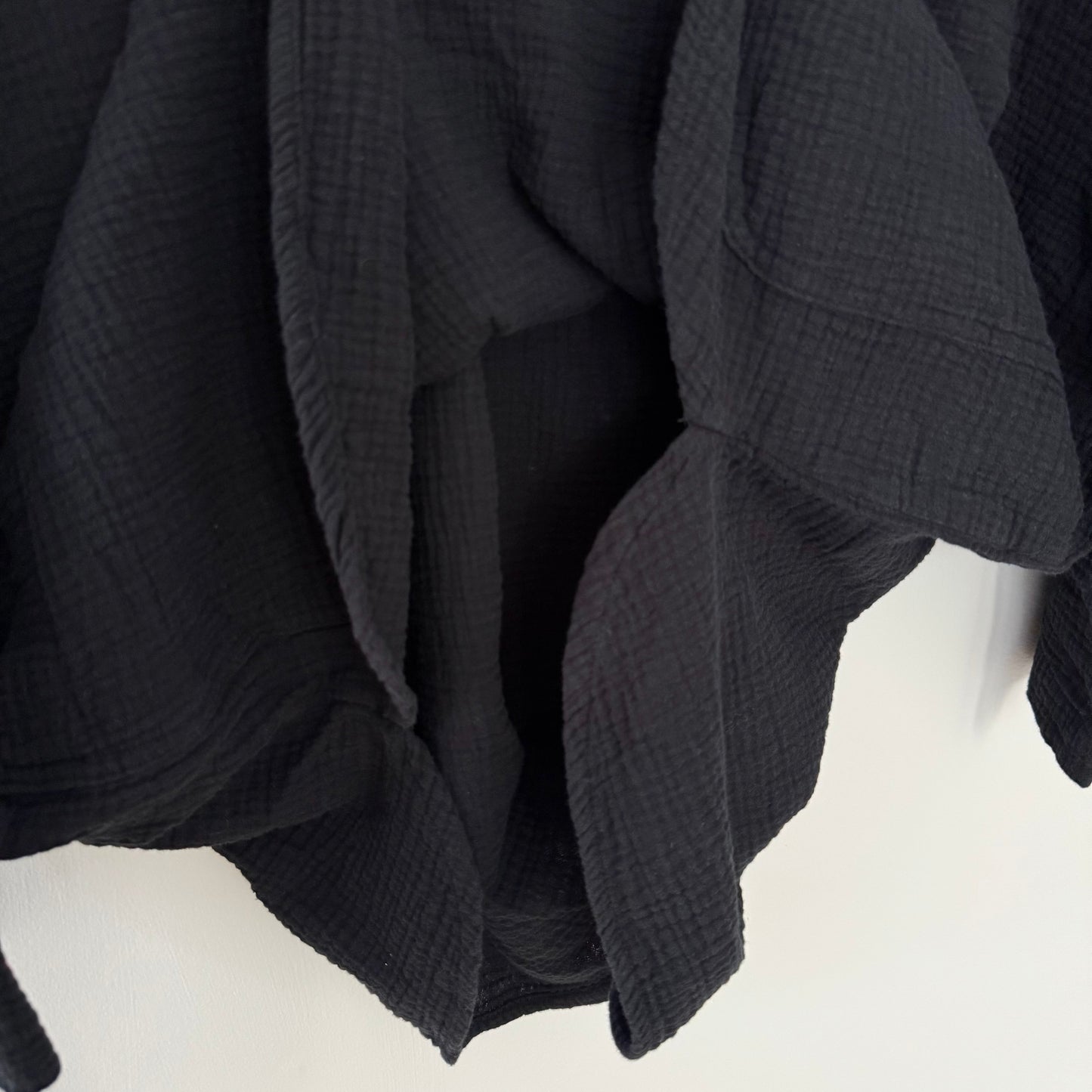 Jones NY Black Gauze Textured Blouse