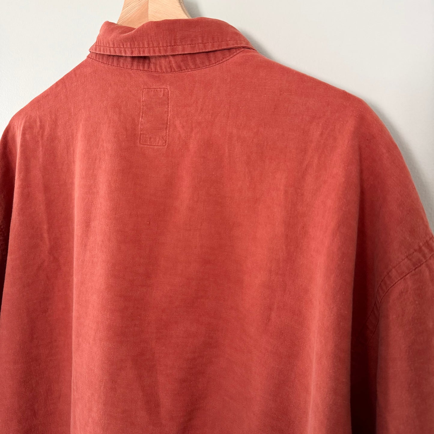 Old Navy Orange Short Sleeve Button Down Shirt (XL)