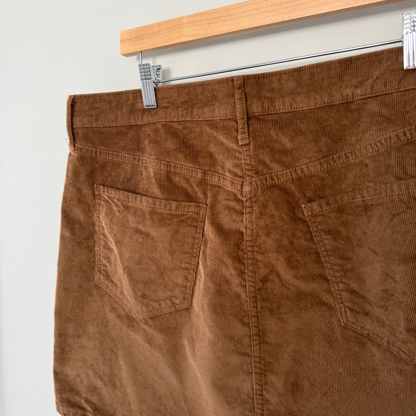 Old Navy High-Rise Brown Corduroy Skirt (16)