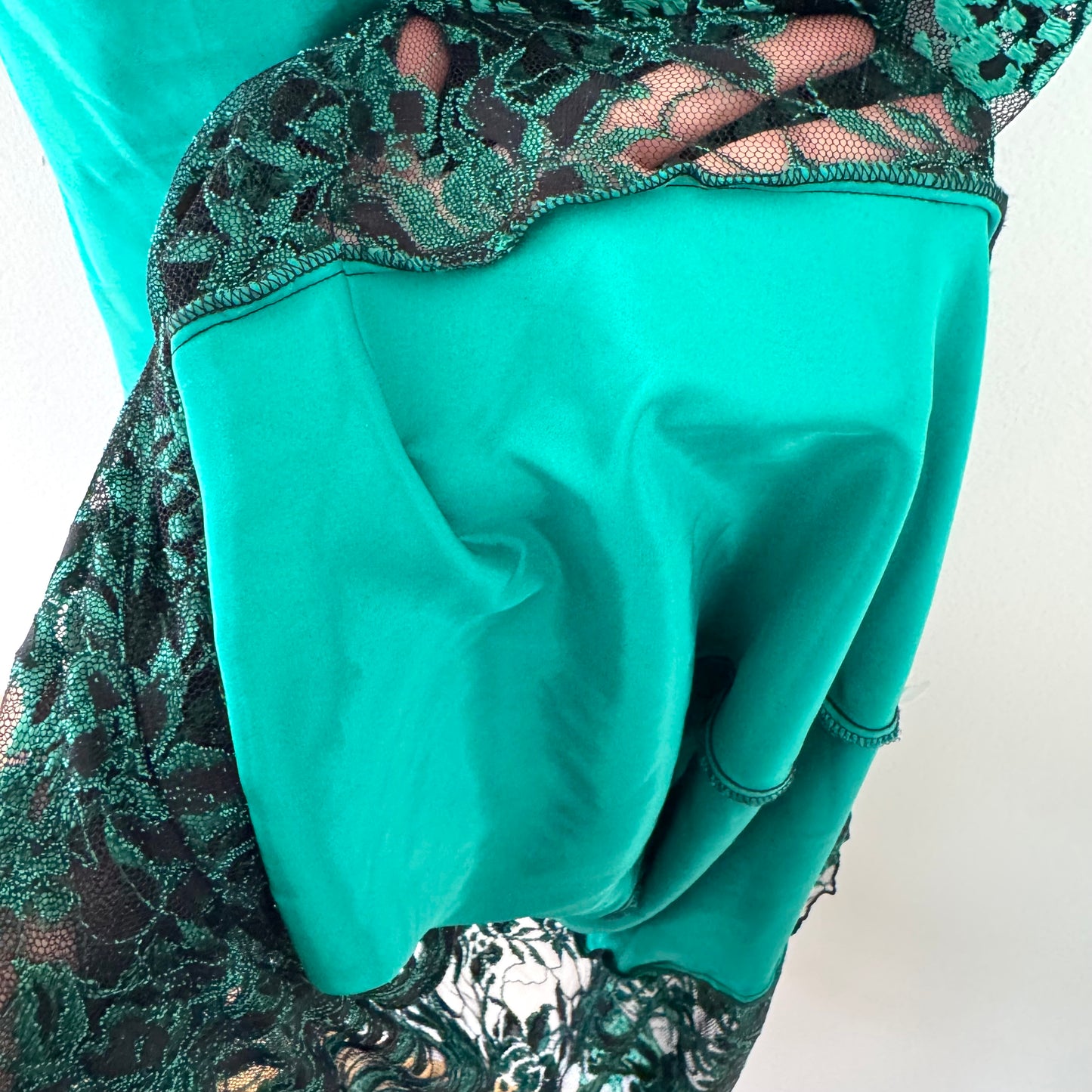 Colesce Collection Emerald Green Satin/Lace Floral Slip Dress (L)