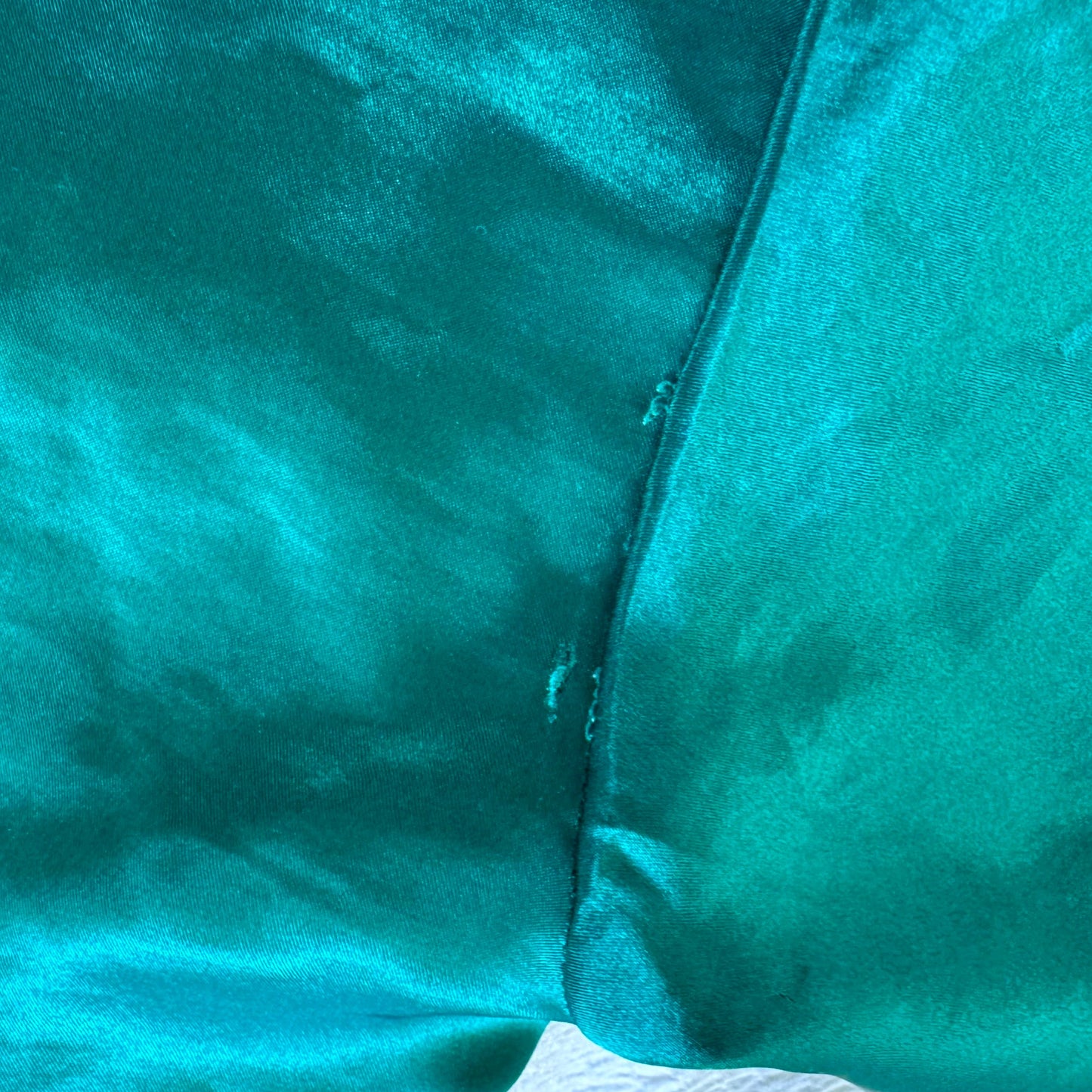VS Emerald Green Satin Pajama Set (L)