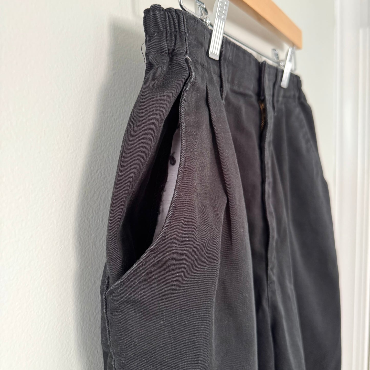 Lee Black High Waisted Pleated Shorts (12)