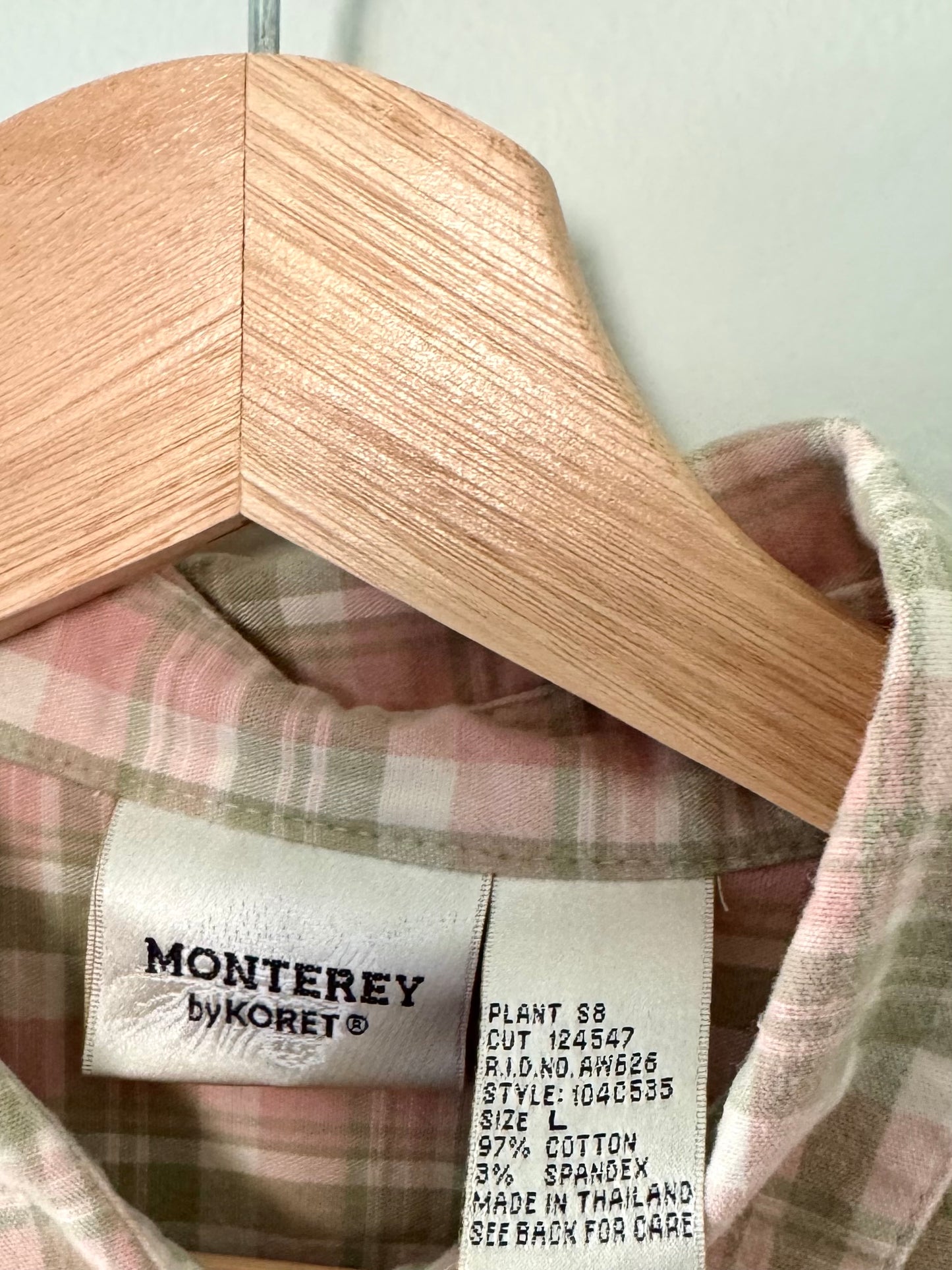 Monterey Button Up Plaid Shirt (L)