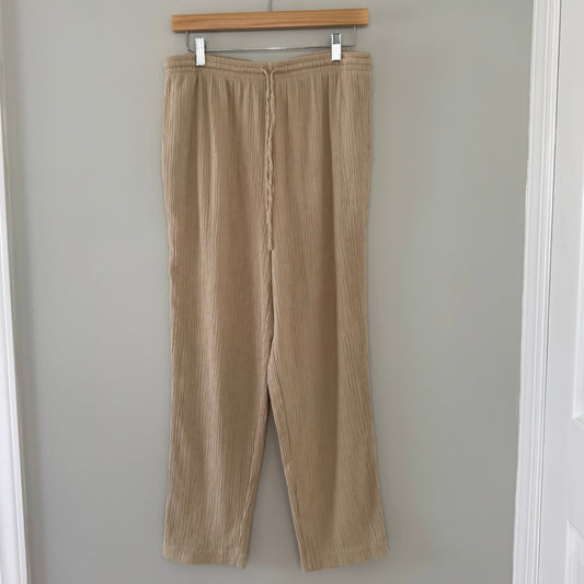 Alfred Dunner Beige Crepe Textured Pants (14)