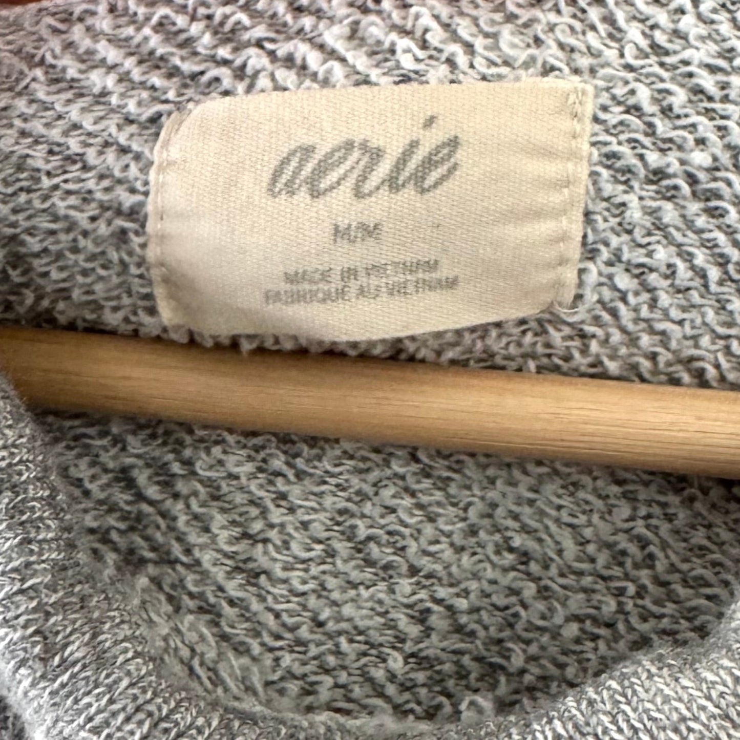 Aerie Grey Pullover Hoodie (M)