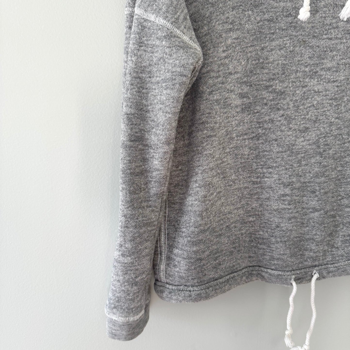 Aerie Grey Pullover Hoodie (M)