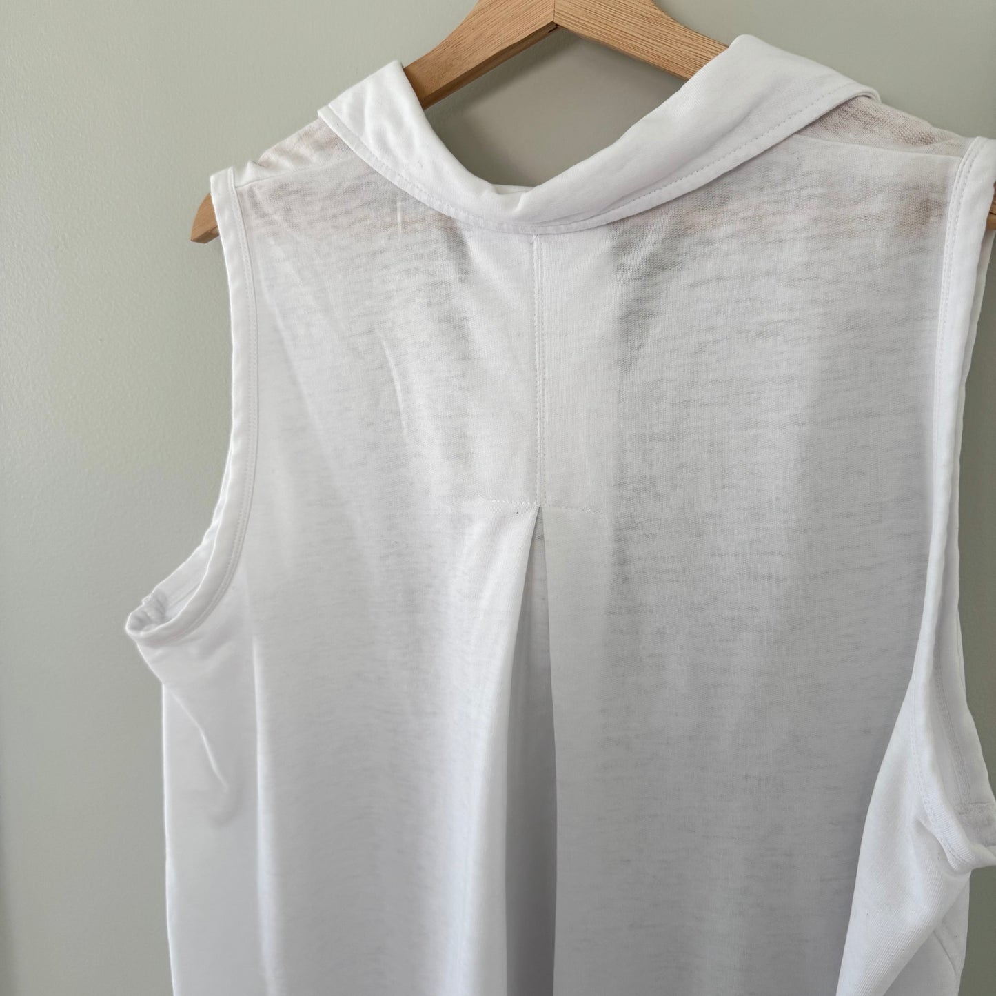 Jane + Delancey White V-Neck Cover-Up Tank Top (1X)